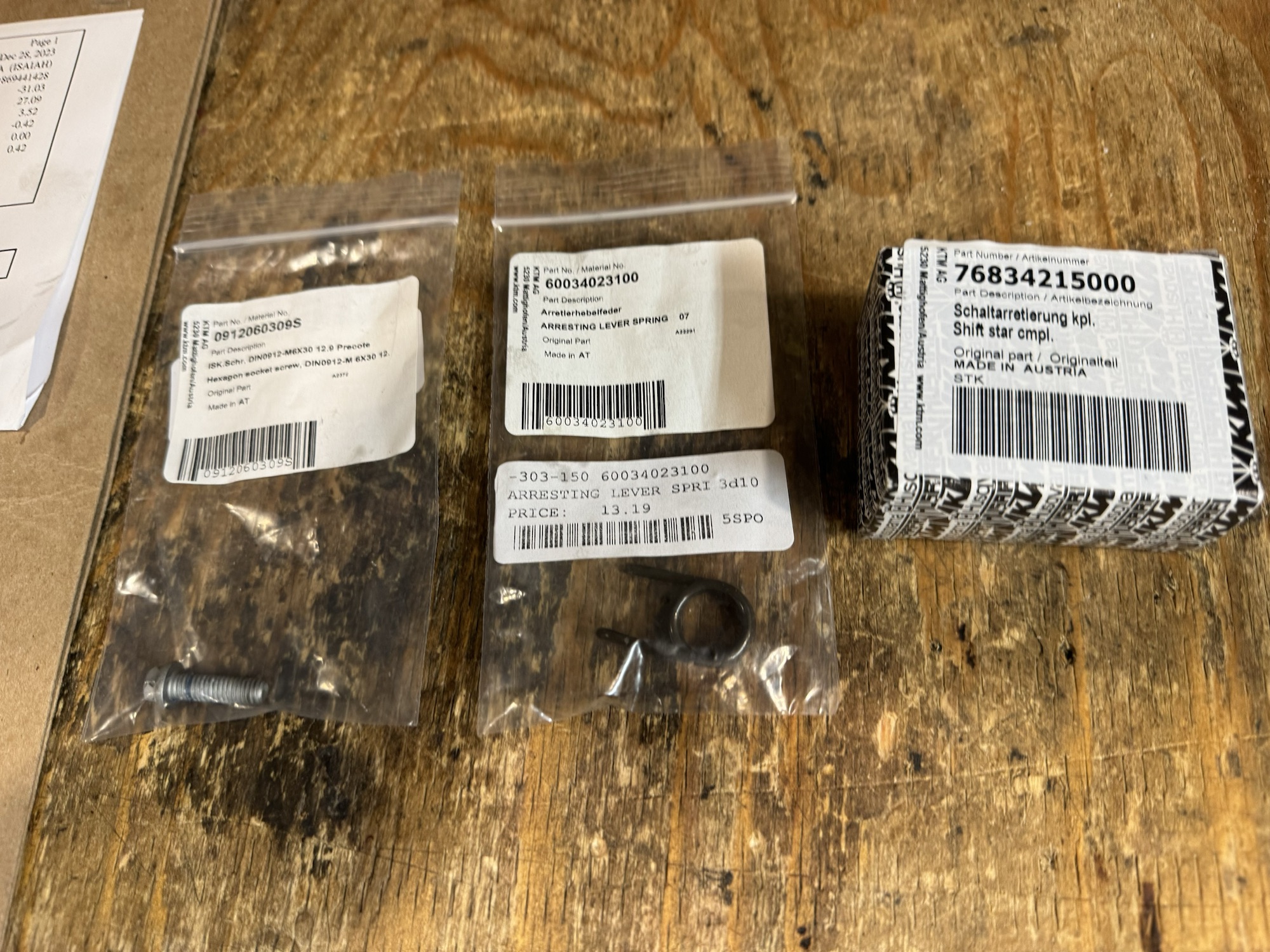 KTM 690 / Husqvarna 701 Shift Star & Shift Spring Replacement